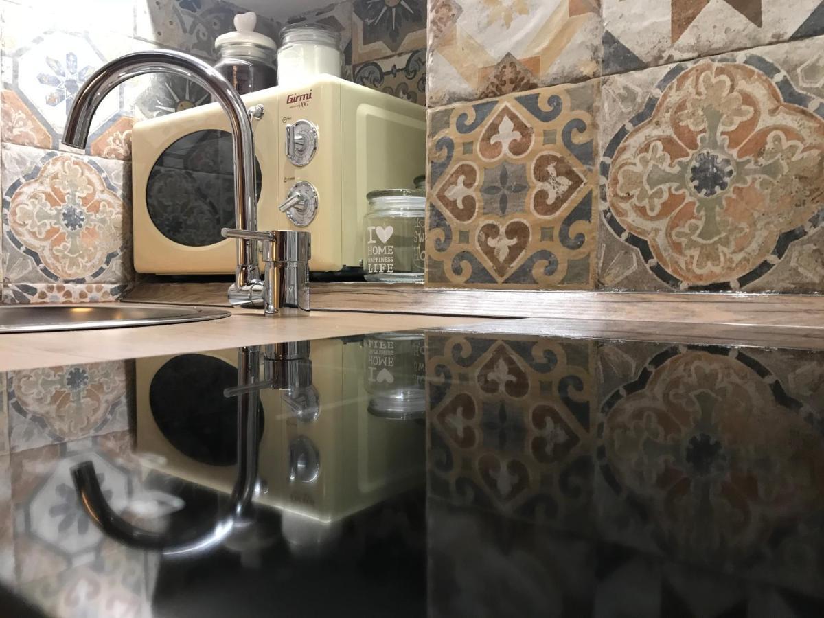 Colosseo Sweet Home Рим Екстериор снимка